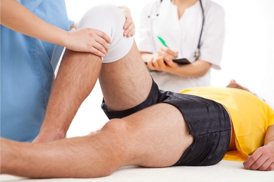 Quanto dura la riabilitazione dopo un intervento al ginocchio?